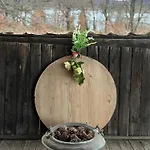 Traditional Wooden 公寓