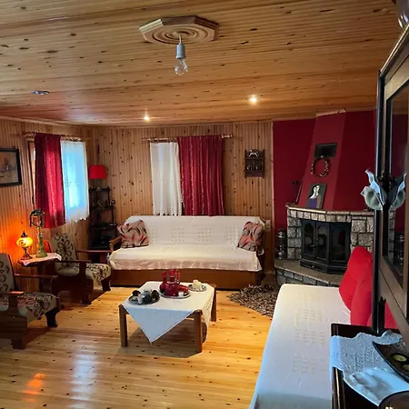 Traditional Wooden Koutsodímos